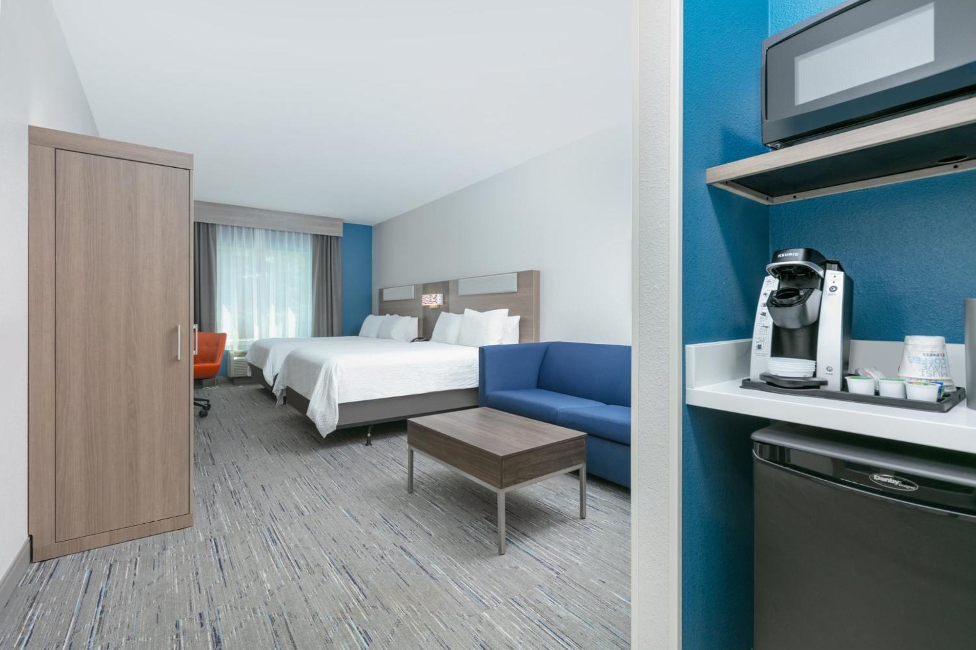 Holiday Inn Express Hotel & Suites Marshall By Ihg Exterior foto
